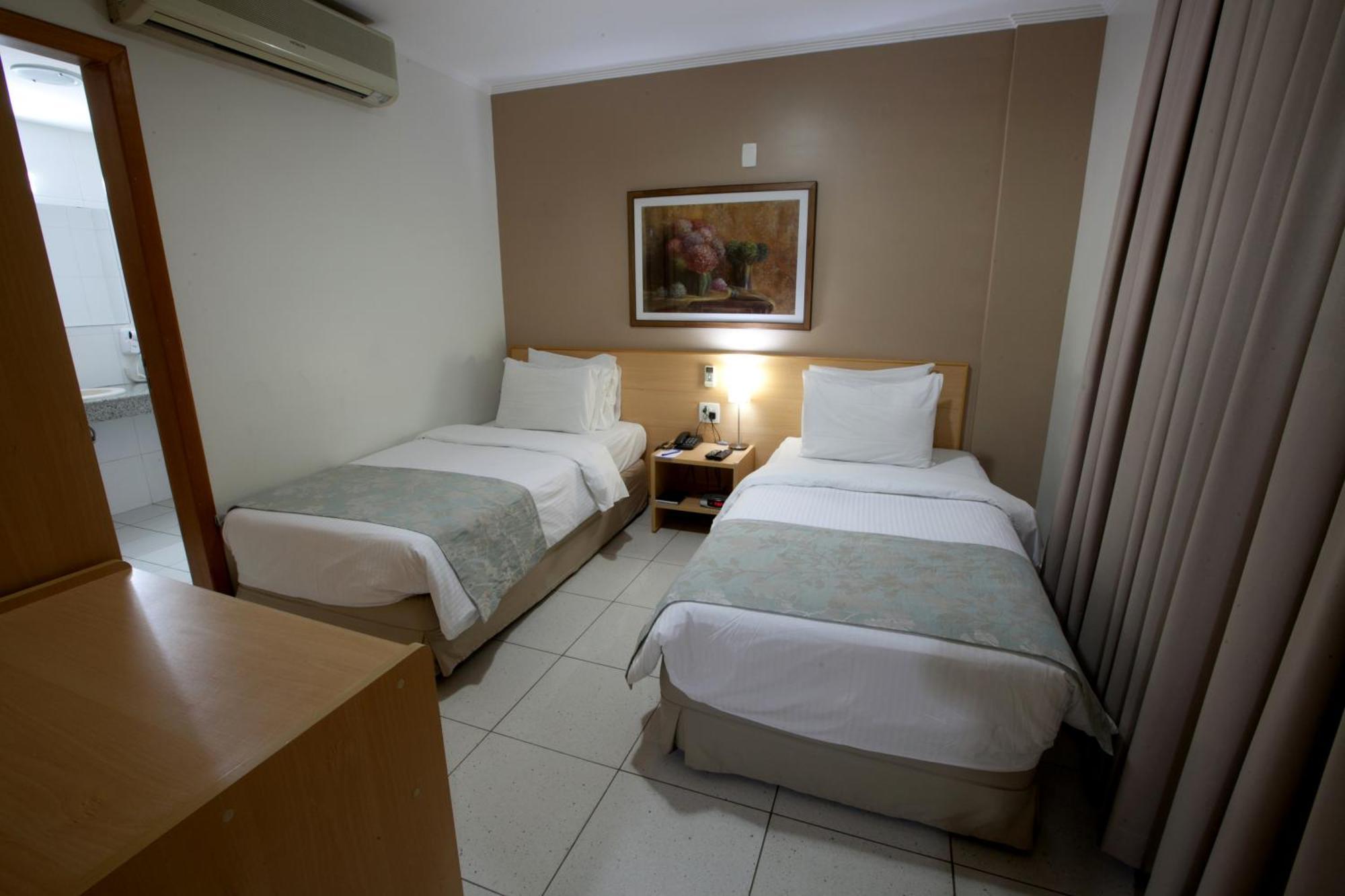 Oitis Hotel Goiânia Habitación foto